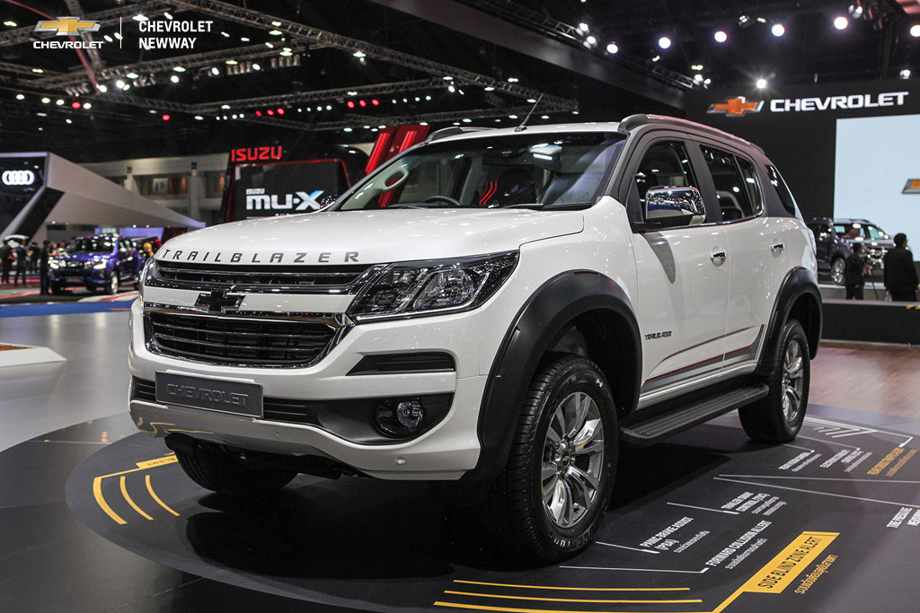 Chevrolet Trailblazer ganha motor de 277 cv com injeção direta e acabamento  bicolor na linha 2015 - Fotos - R7 Carros